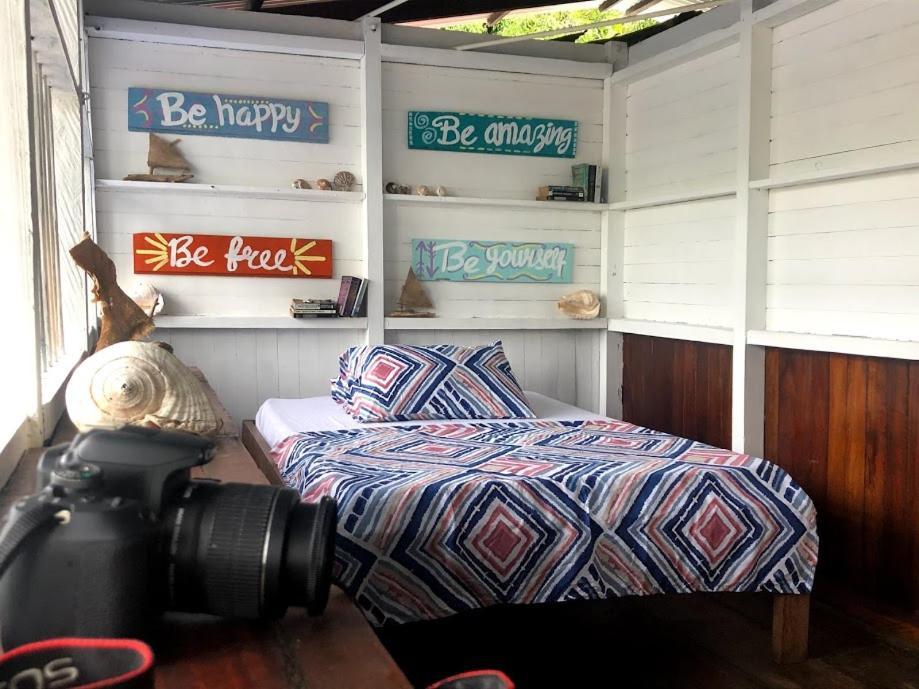 Refugio Mr Jerry Eco House Ξενοδοχείο Bahia Solano Εξωτερικό φωτογραφία