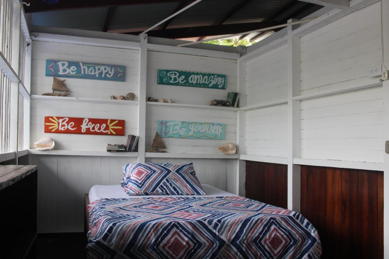 Refugio Mr Jerry Eco House Ξενοδοχείο Bahia Solano Εξωτερικό φωτογραφία